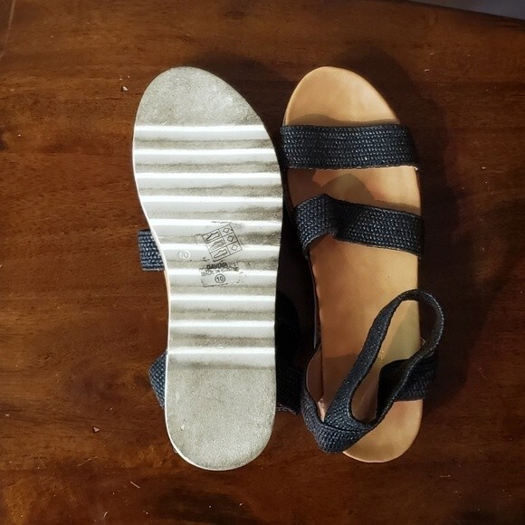 Catherine Malandrino Women's Davina Sandal Size 10 - Picture 9 of 10